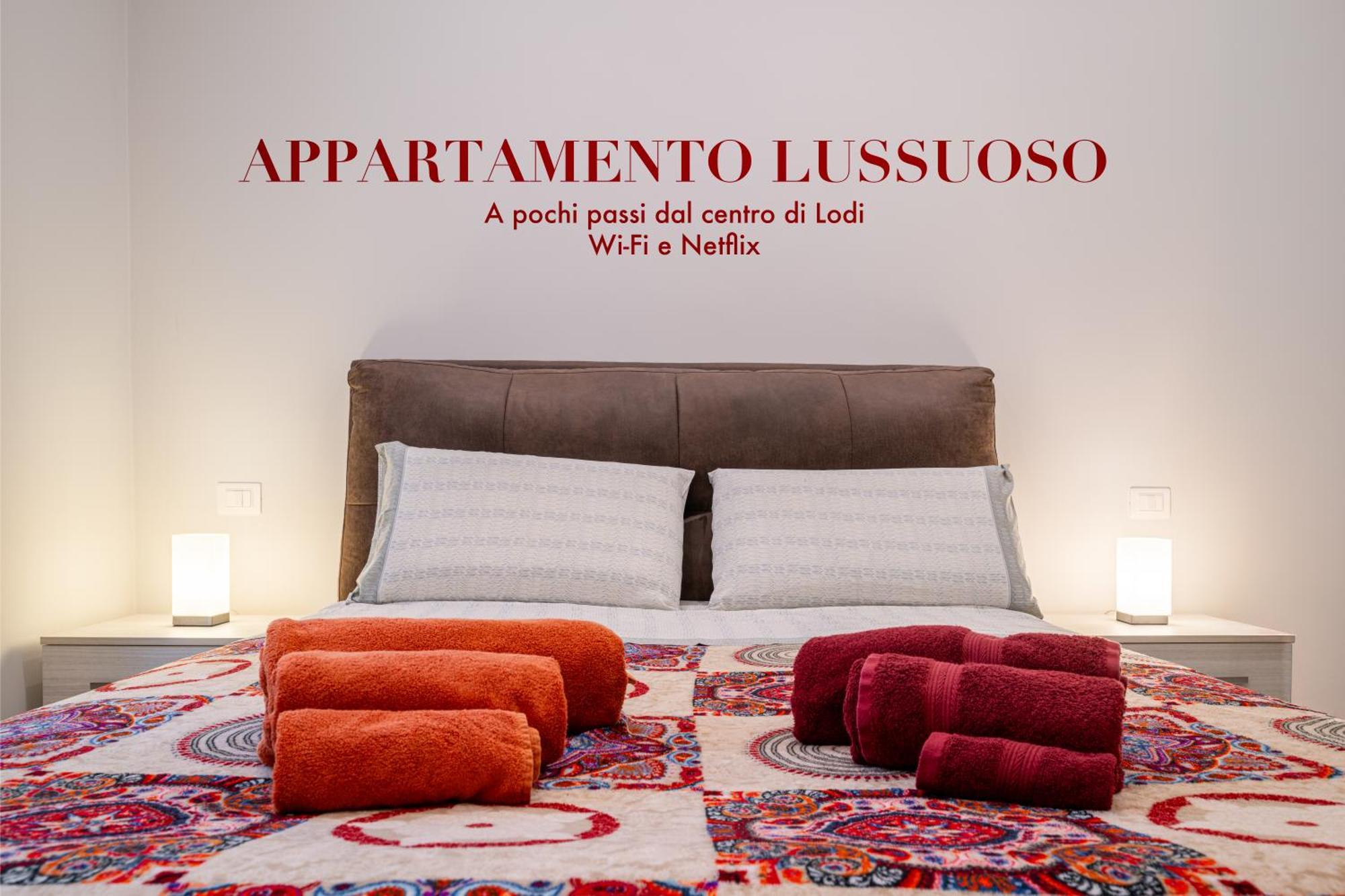 Appartamento Lussuoso Lodi Exteriör bild