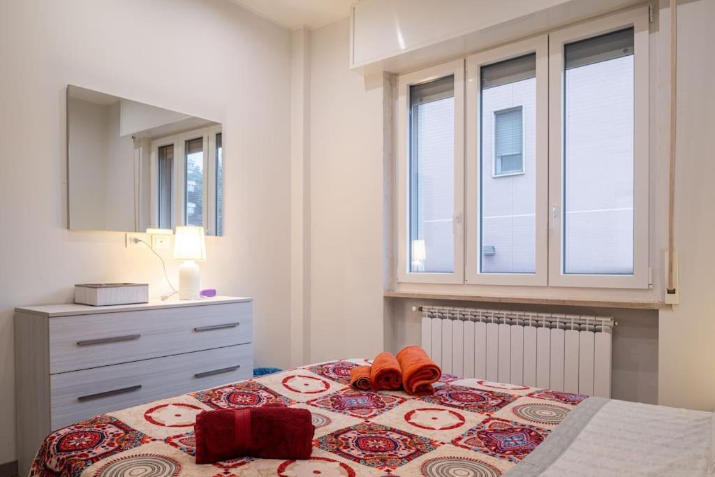 Appartamento Lussuoso Lodi Exteriör bild